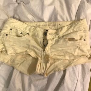 Yellow Size 6 AEO Shorts